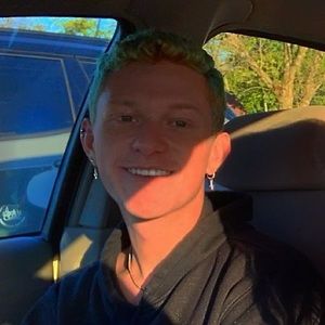 Meet your Posher, Alec